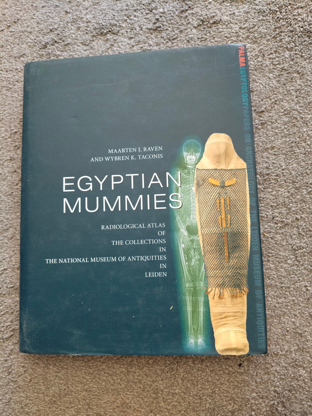 Egyptian Mummies: Radiologisch Atlas Rijksmuseum Leiden, Ophalen of Verzenden, Zo goed als nieuw, Maarten J. Raven en Wybren K. Taconis
