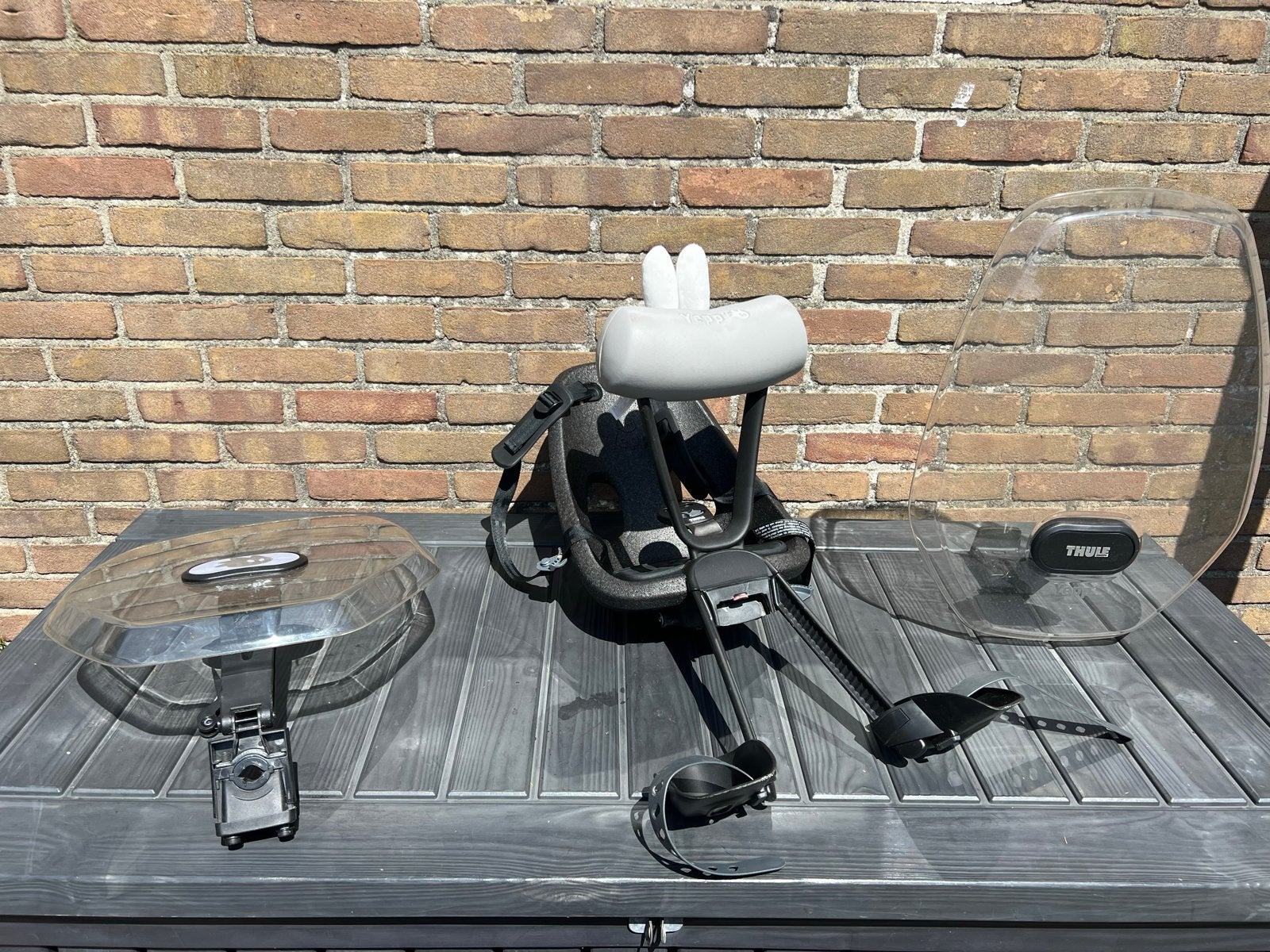 Thule Yepp Nexxt Mini fietszitje met accessoires, Ophalen, Gebruikt, Voorzitje, Voetsteuntjes