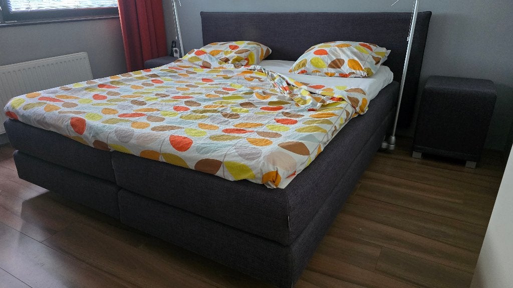 Boxspring inclusief lampen en hockers, Ophalen, Gebruikt, Tweepersoons, 180 cm