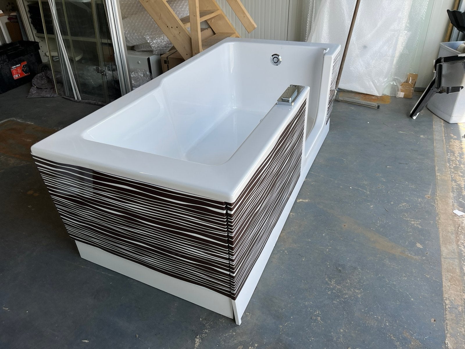 Artweger twinline instapbad rechts, 170x80 cm showroommodel, Ophalen of Verzenden, Zo goed als nieuw, Met douche, Artweger