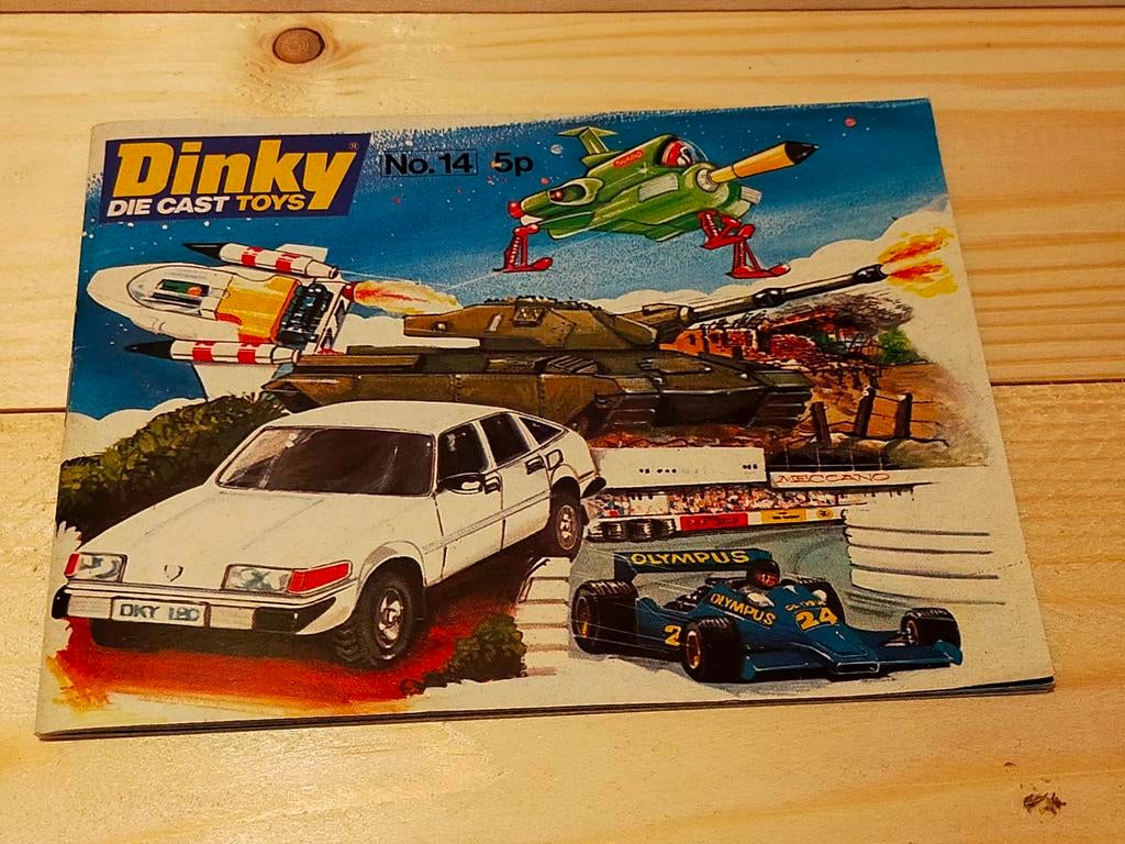 Dinky Toys Catalogus 1978 - No. 14 - Vintage Speelgoed, Hobby en Vrije tijd, Modelauto's | 1:43, Ophalen of Verzenden, Zo goed als nieuw