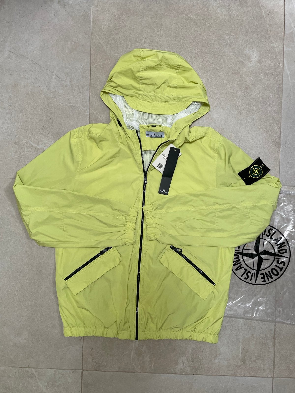 Stone Island Jas Maat M - Hoge Kwaliteit, Ophalen of Verzenden, Zo goed als nieuw, Maat 48/50 (M), Groen