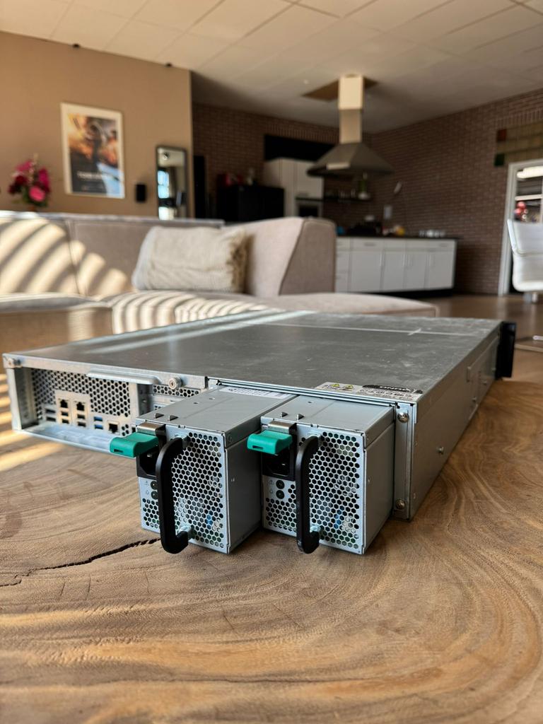 NAS Server - Qnap TS-1279U-RP 12-bay Rackmount, Computers en Software, NAS, Ophalen of Verzenden, Gebruikt