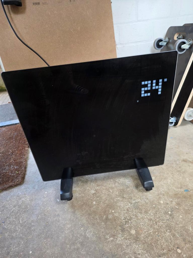 Elektrische kachel met digitaal display, met wifi., Ophalen, 30 tot 80 cm, Kachel, Minder dan 60 cm