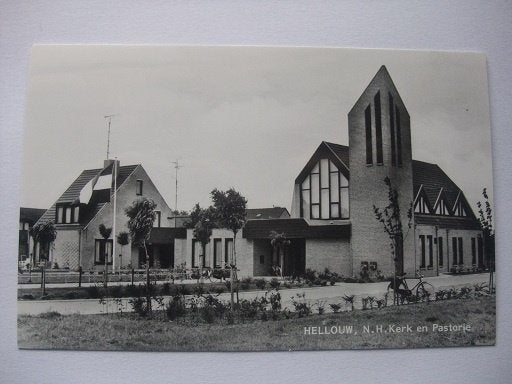 Q13 Hellouw - N.H. Kerk en pastorie, Ophalen of Verzenden, 1960 tot 1980, Ongelopen, Gelderland