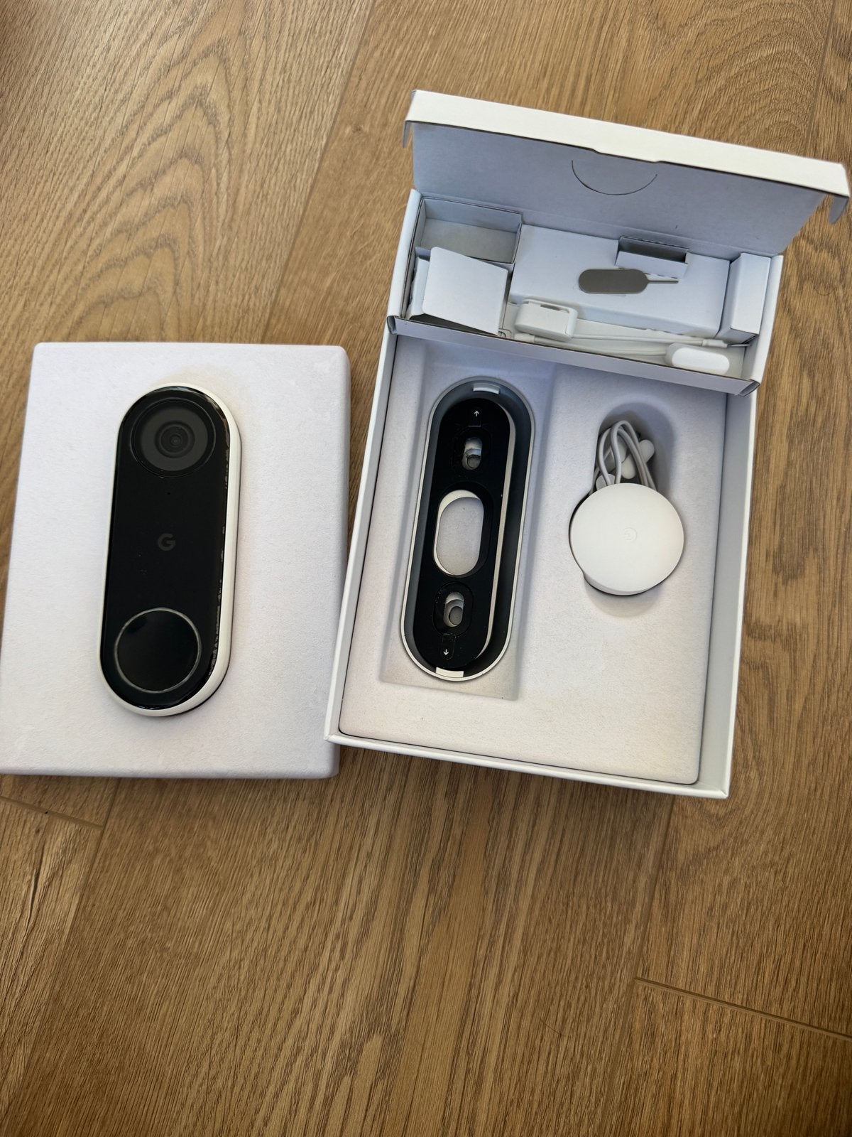 Google Nest Doorbell wired in decent condition, Ophalen of Verzenden, Bewegingsdetectiesensor, Gebruikt, Bedraad