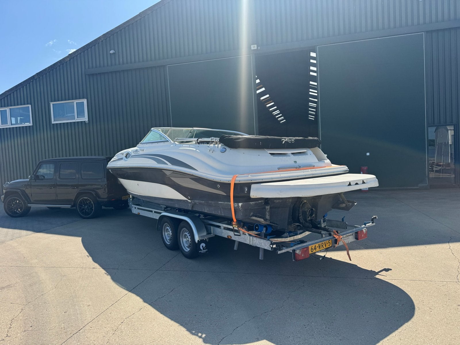 Stijlvolle Sea Ray 215 Express  kapotte motor, Gebruikt, Binnenboordmotor, Ophalen of Verzenden, Sea Ray