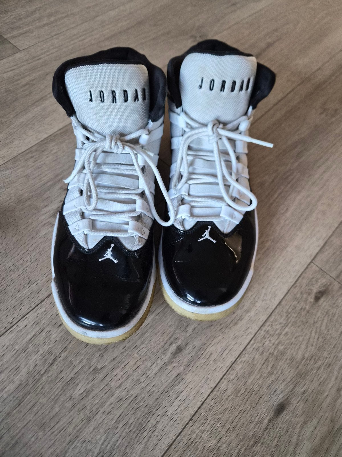 Jordan Heren Sneakers Maat 45 - Zwart/Wit, Kleding | Heren, Schoenen, Zwart, Ophalen of Verzenden, Jordan, Sneakers of Gympen