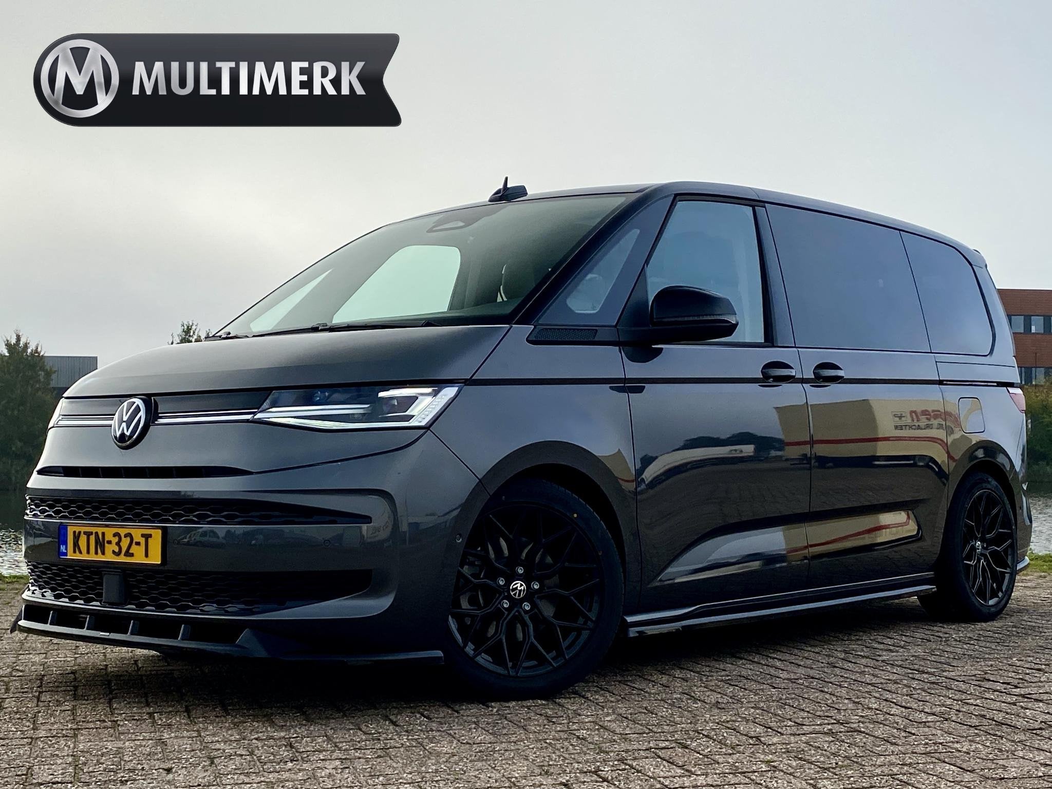 Volkswagen Multivan 1.5 eHybrid Bulli Edition 4Motion | PANO, Auto's, Automaat, 2241 kg, Stof, Euro 6