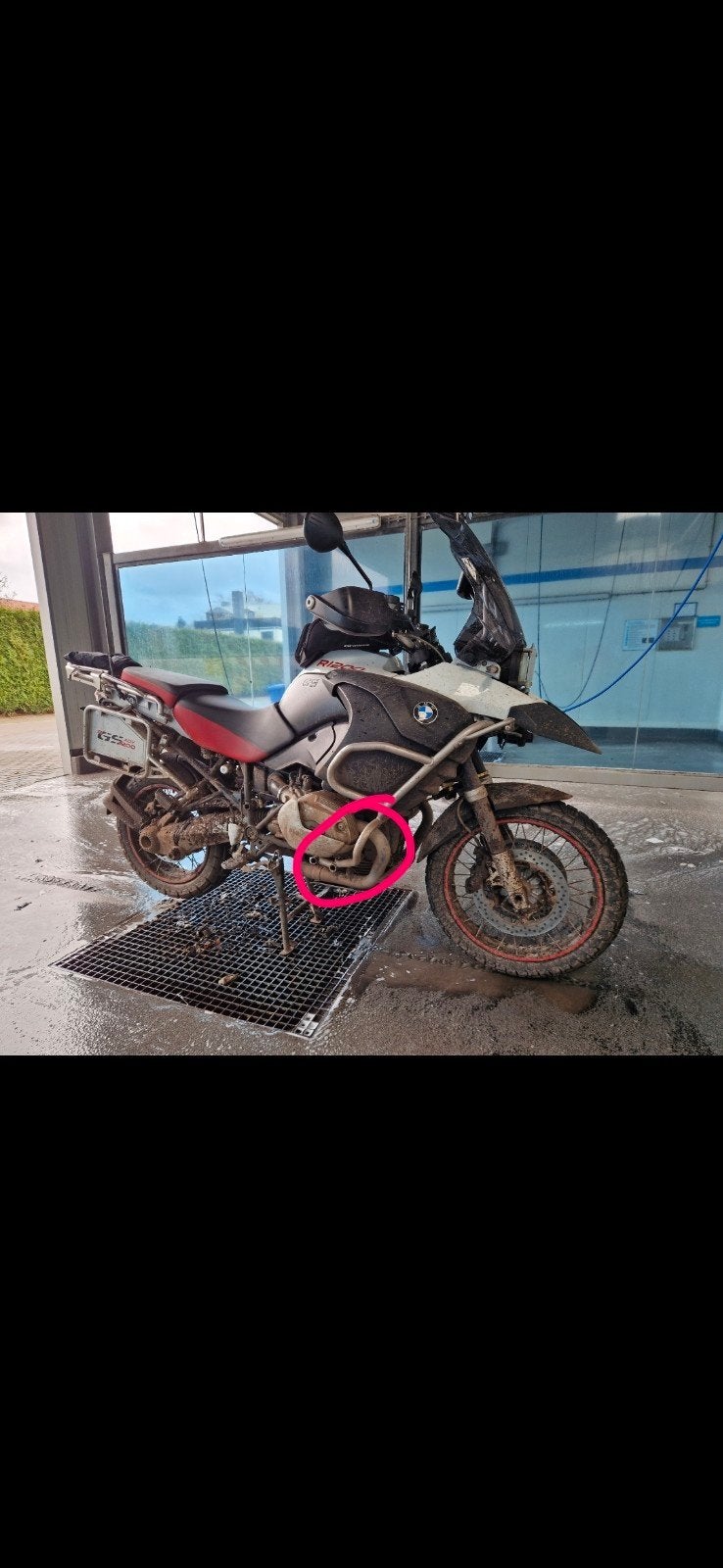 Gevraagd: valbeugel/crash bar rechts, Motoren, Onderdelen | BMW, Ophalen of Verzenden