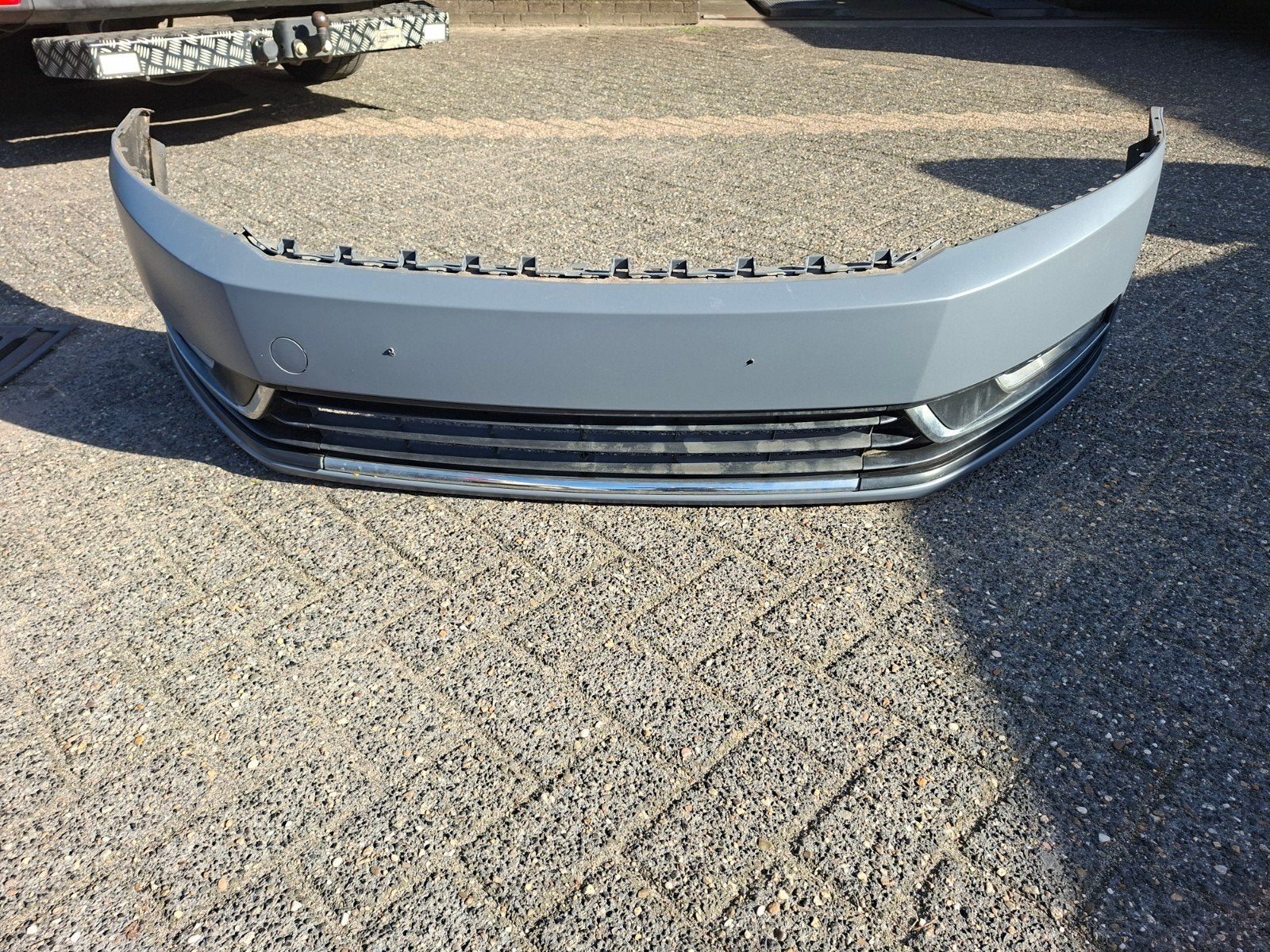 Volkswagen Passat B7 Voorbumper net nieuw (2010-2014), Auto-onderdelen, Ophalen, Gebruikt, Bumper, Volkswagen