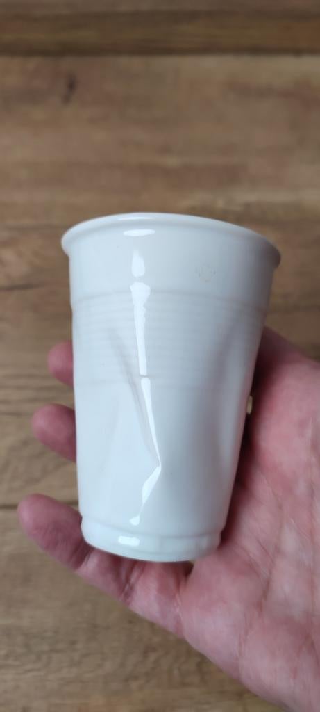 Rob Brandt Kreukels Beker - Witte Keramische Koffiebeker, Ophalen of Verzenden