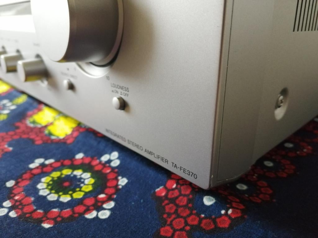 Sony TA-FE370 stereo versterker en ST-SE370 stereo tuner 370, Tuner of Radio, Zo goed als nieuw, Sony, Losse componenten