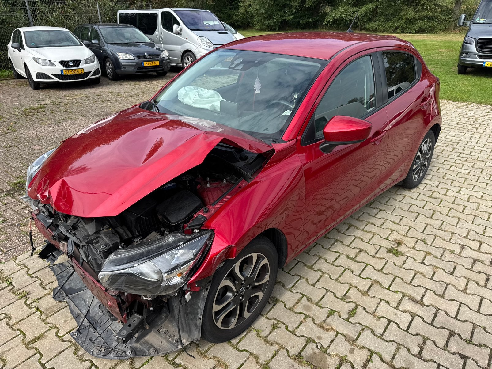 Mazda 2 2016 62.000 km* Schade, Auto diversen, Ophalen of Verzenden, Zilver of Grijs, Benzine