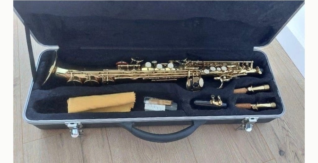 Gebogen Sopraansaxofoon, Muziek en Instrumenten, Blaasinstrumenten | Saxofoons, Ophalen, Zo goed als nieuw, Sopraan, Met koffer