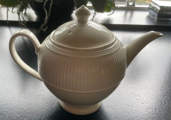 Wedgwood theepot uit de serie Windsor, Huis en Inrichting, Keuken | Servies, Ophalen of Verzenden, Zo goed als nieuw, Wedgwood