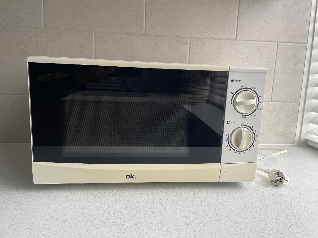 Magnetron, Witgoed en Apparatuur, Magnetrons, Ophalen, Gebruikt, Minder dan 45 cm, Grill