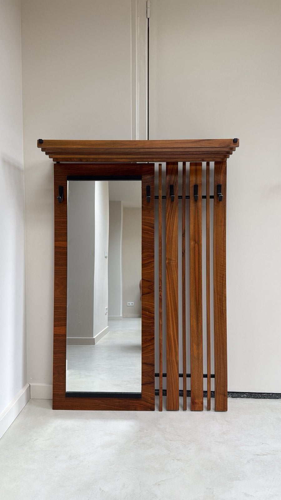 Vintage teak houten wandkapstok, Wandkapstok, 100 tot 150 cm, Ophalen of Verzenden, Zo goed als nieuw