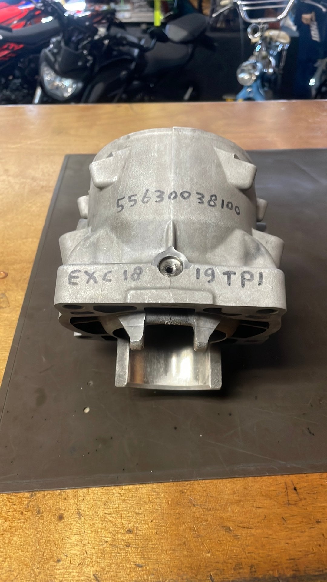 Cilinder ktm exc  husqvarna 300 tpi 2018 tot 19, Gebruikt, -, -, Ophalen of Verzenden