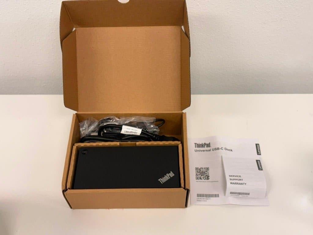 Lenovo ThinkPad Universal USB-C Dock 40AY – Nieuw in doos |, Computers en Software, Dockingstations, Nieuw, USB-hub, Laptop, Ophalen of Verzenden