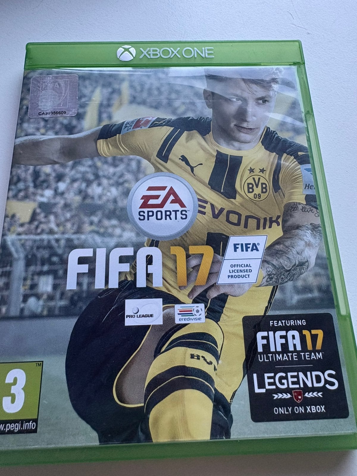 FIFA 17 – Xbox One, Ophalen of Verzenden, Zo goed als nieuw, Sport, 3 spelers of meer