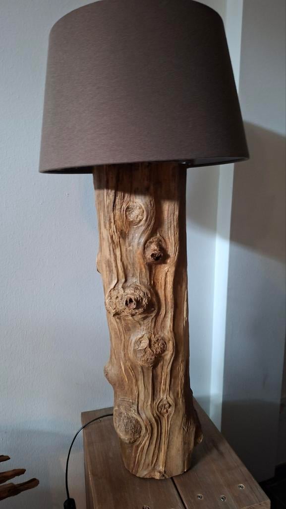 lamp van acaciahout - robuust en sfeervol, Ophalen