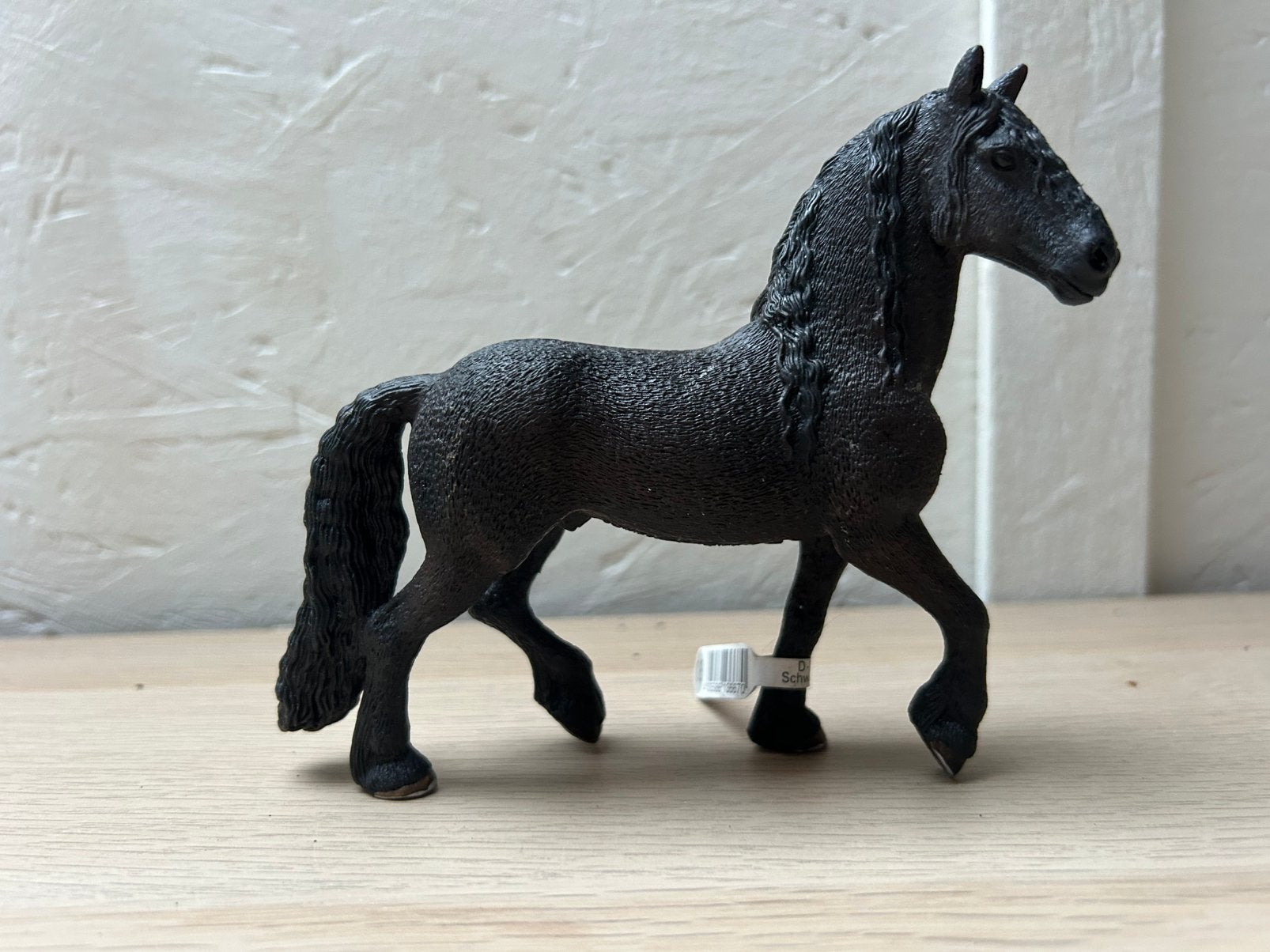 Schleich fries, Ophalen of Verzenden, Zo goed als nieuw, Paard, Beeldje of Figuurtje
