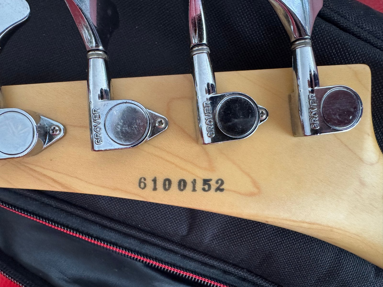Washburn Force ABT B-10 Basgitaar met gigbag, Ophalen of Verzenden, Gebruikt, Elektrisch