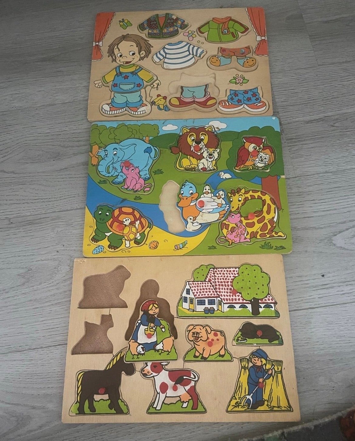 Houten Puzzels: Kleding, Dieren en Boerderij (3 stuks), 2 tot 4 jaar, Gebruikt, Ophalen of Verzenden, Van hout