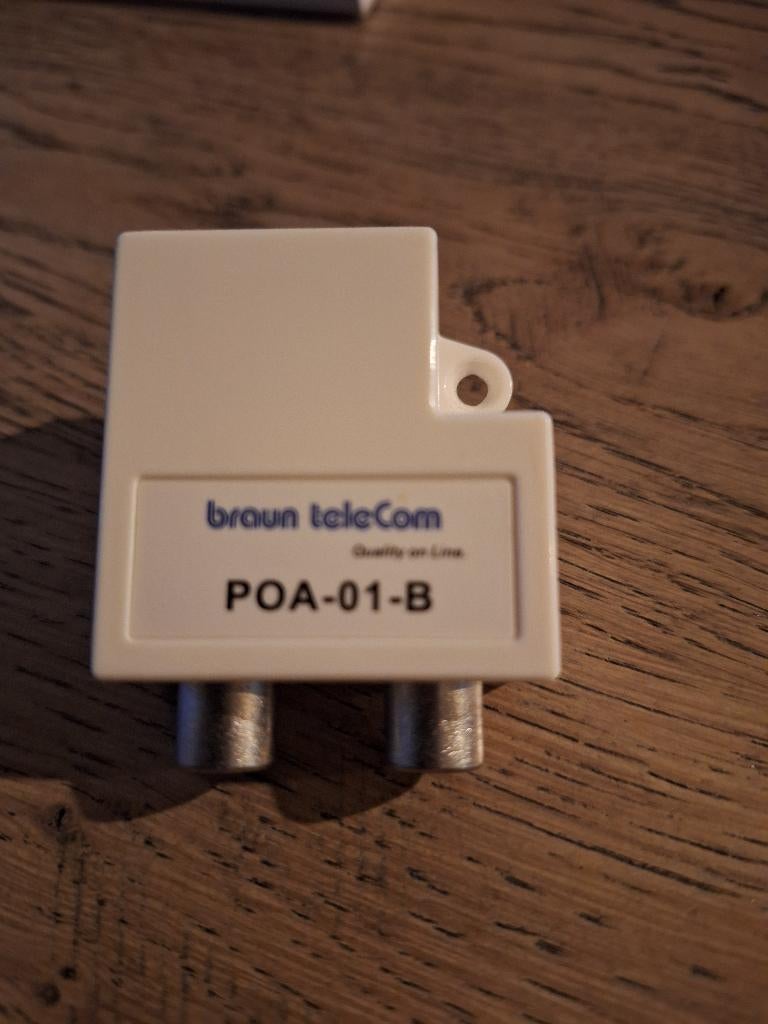 Braun POA-01-B tv splitter, Ophalen of Verzenden, Gebruikt, Minder dan 2 meter, Overige kabels