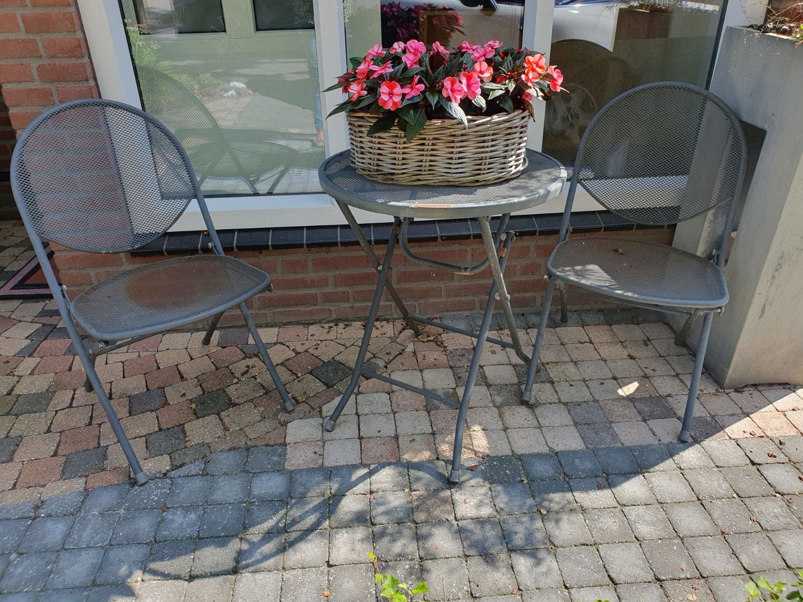Tuinsetje grijs, Ophalen of Verzenden, Gebruikt, Kunststof, 2 zitplaatsen