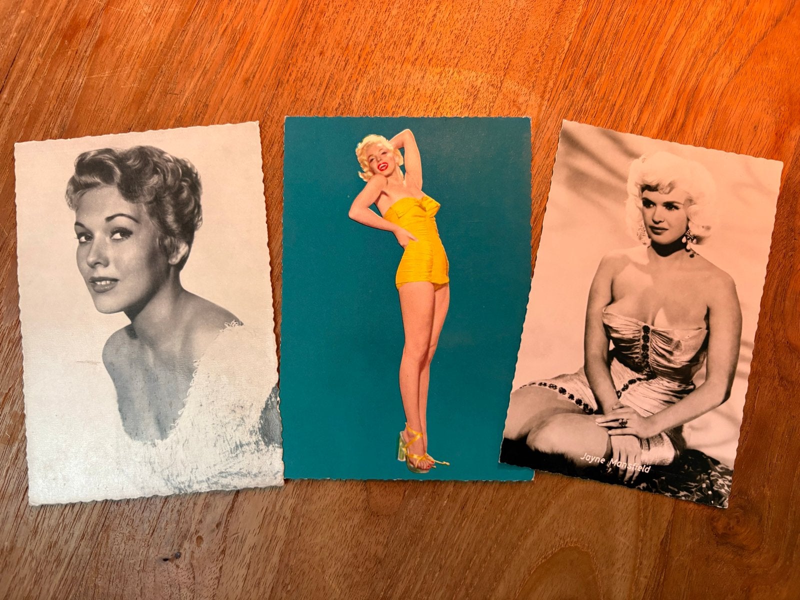 Kaarten Marilyn Monroe, Kim Novak, Jayne Mansfield, Verzamelen, Ophalen of Verzenden, 1940 tot 1960, Gelopen, Buiten Europa