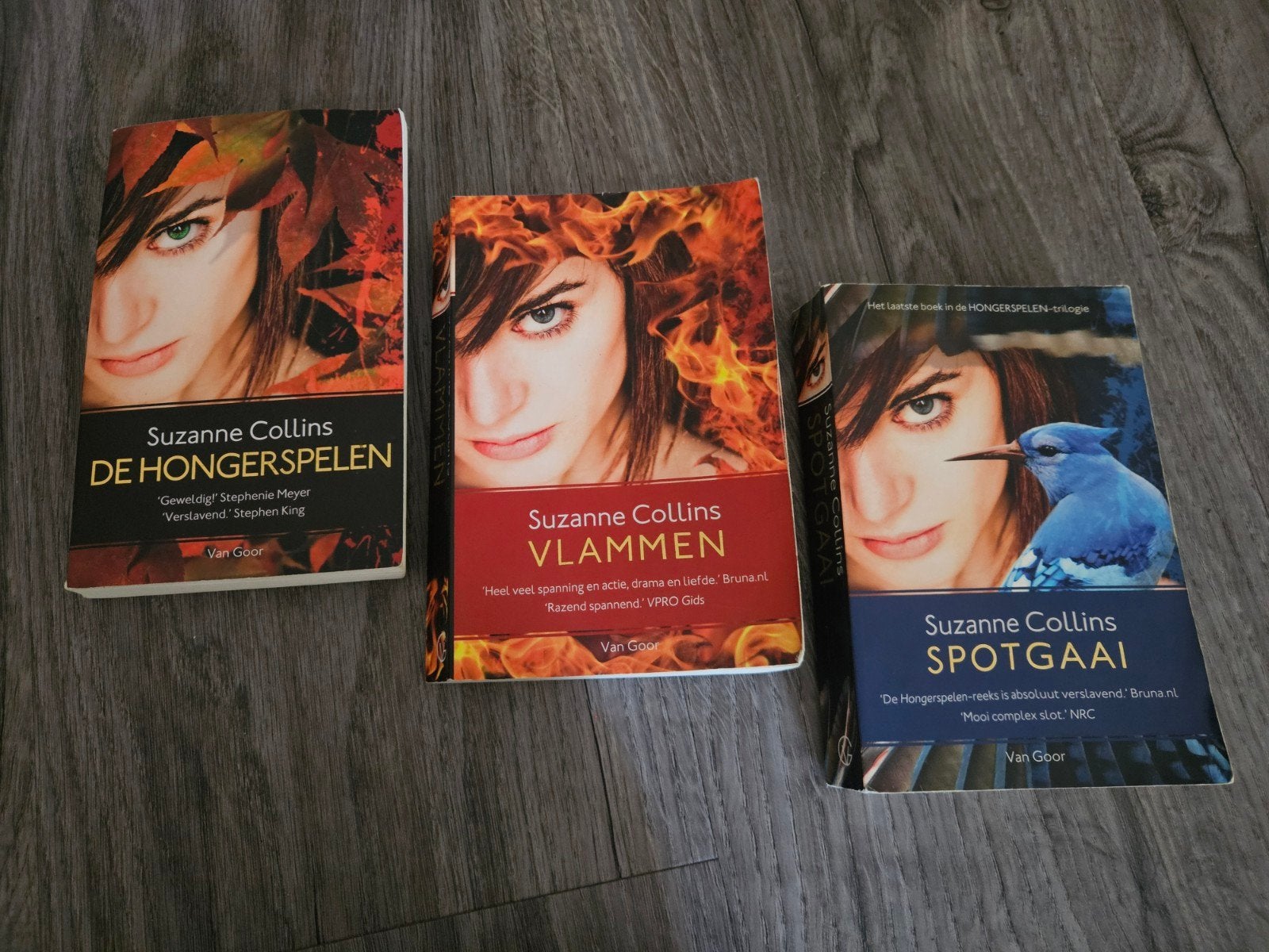 De Hongerspelen Trilogie - Suzanne Collins (3 boeken), Boeken, Ophalen of Verzenden, Zo goed als nieuw