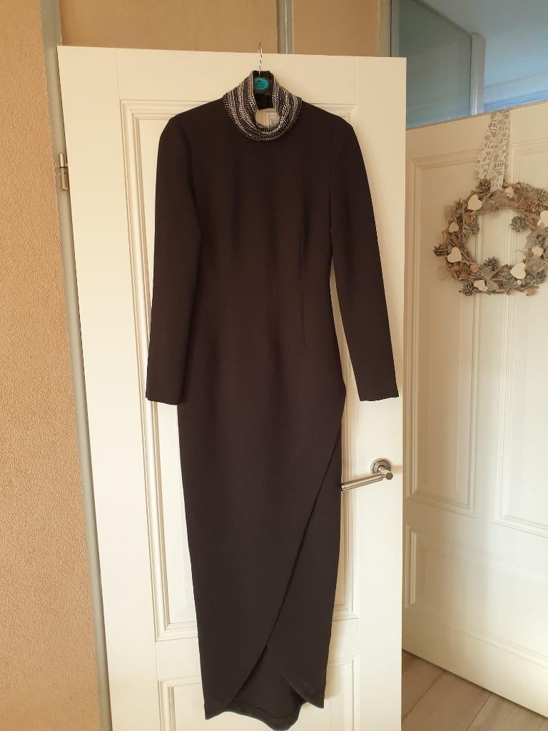 Nikkie Plessen gala jurk 34, Kleding | Dames, Galajurk, Zwart, Ophalen of Verzenden, Zo goed als nieuw