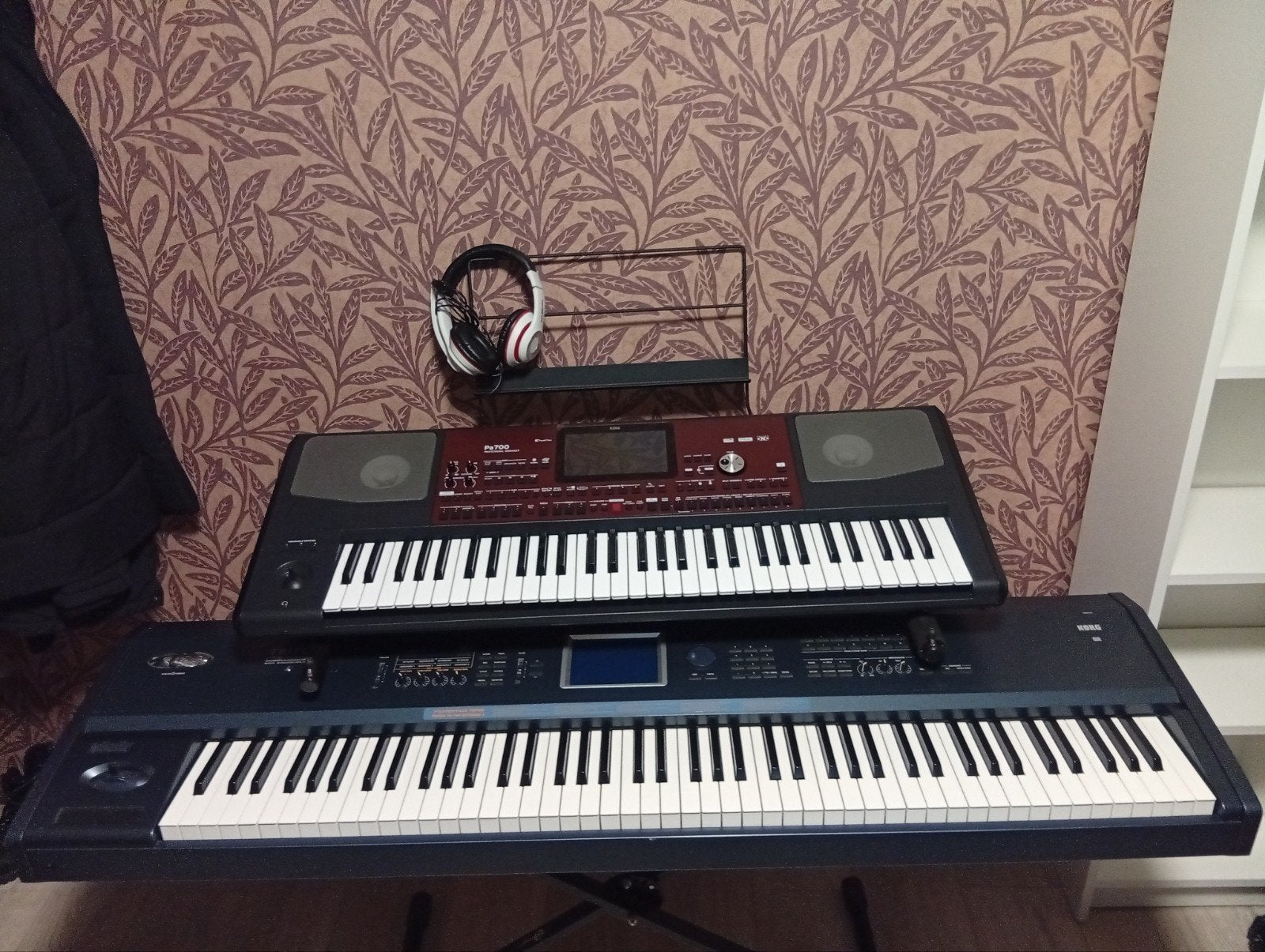 Korg keyboards (Triton Extreme en PA700), Ophalen, 88 toetsen, Korg, Zo goed als nieuw