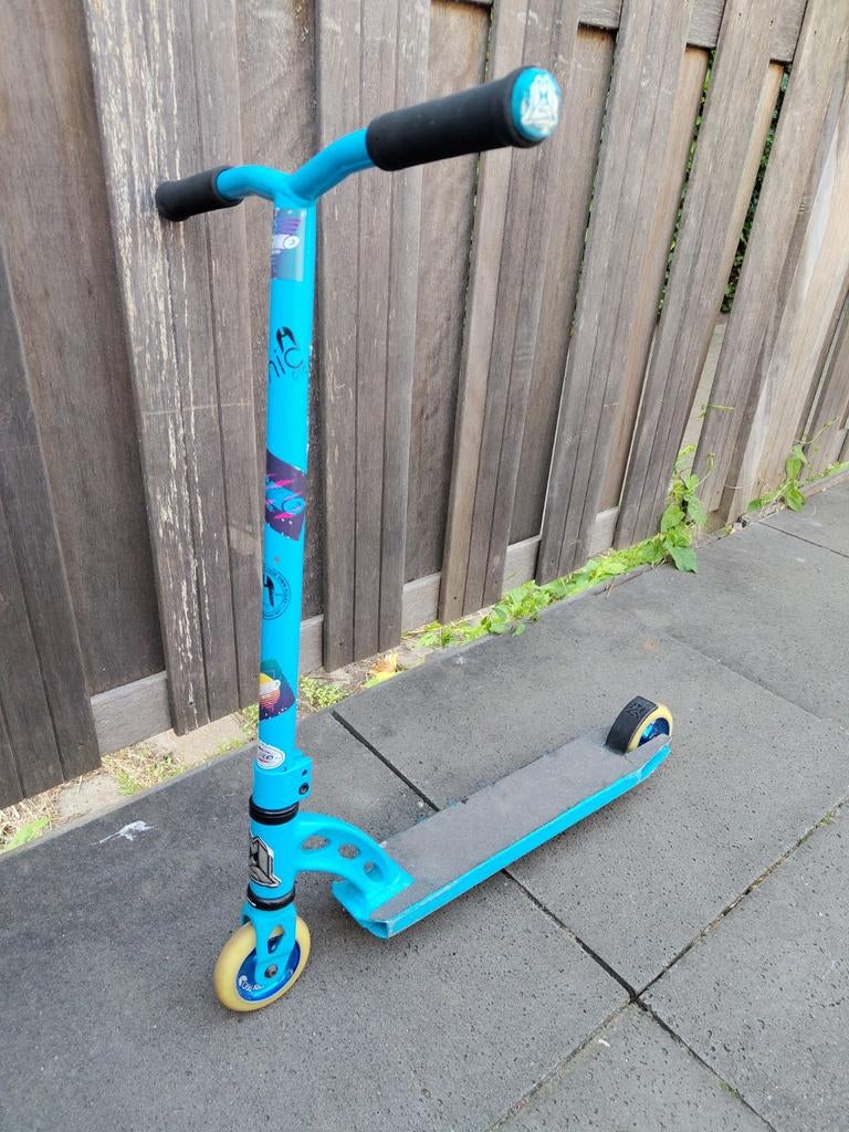 Stuntstep MGP MFX - Blauw, Fietsen en Brommers, Steps, Gebruikt, Gewone step, Ophalen