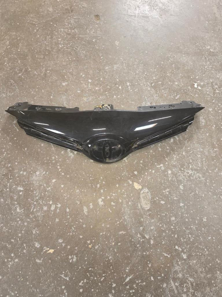 Toyota Avensis T29 Radiator Grille 040, Auto diversen, Tuning en Styling, Ophalen of Verzenden