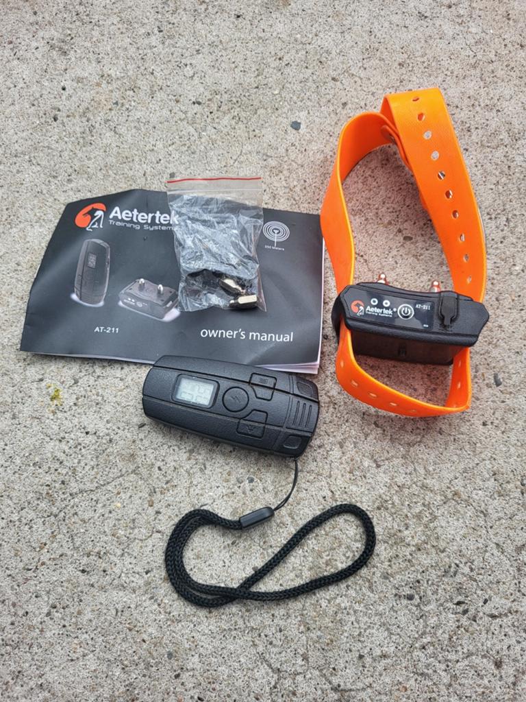 Aetertek trainingshalsband, training halsband,, Ophalen of Verzenden, Zo goed als nieuw