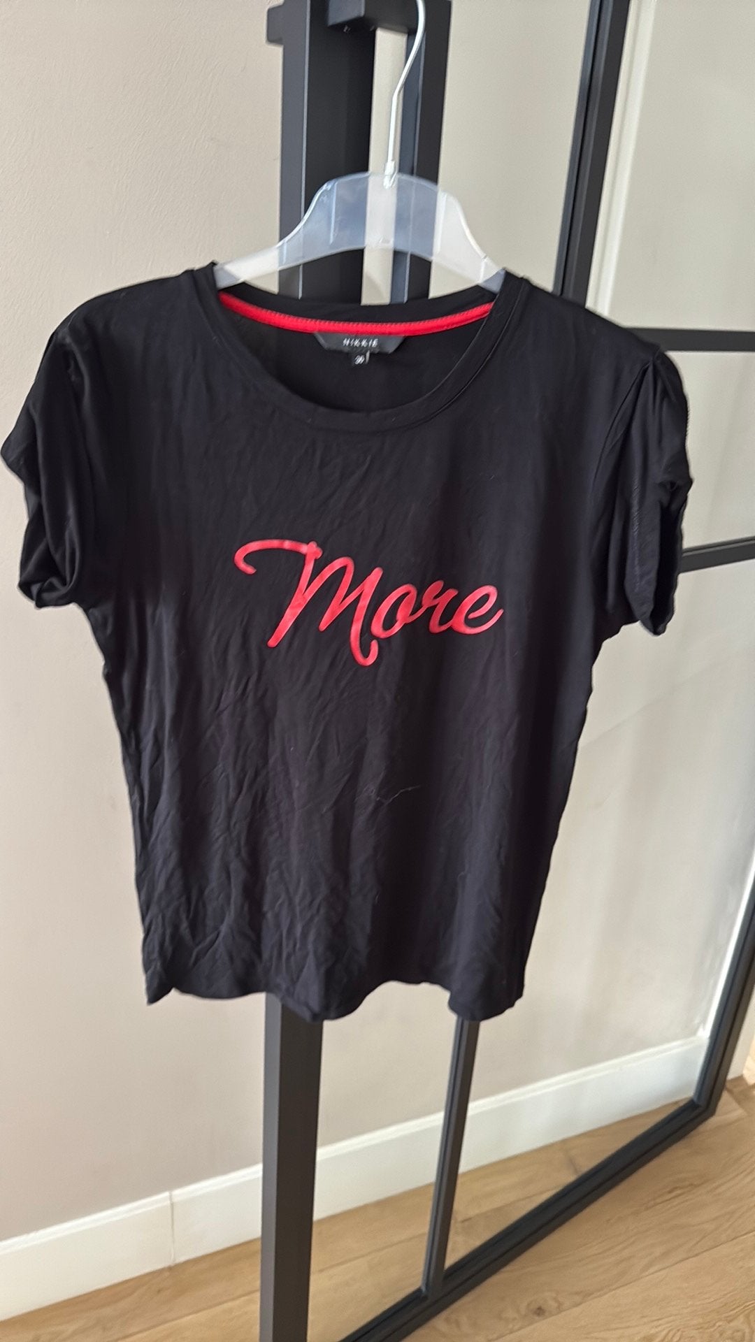 Nikkie shirt maat S, Ophalen of Verzenden, Gedragen, Zwart, Korte mouw