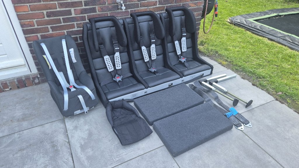 Multimac Superclub 3-zits (123cm) autostoel + Minimac, Kinderen en Baby's, Overige methoden, 15 t/m 36 kg, Verstelbare rugleuning