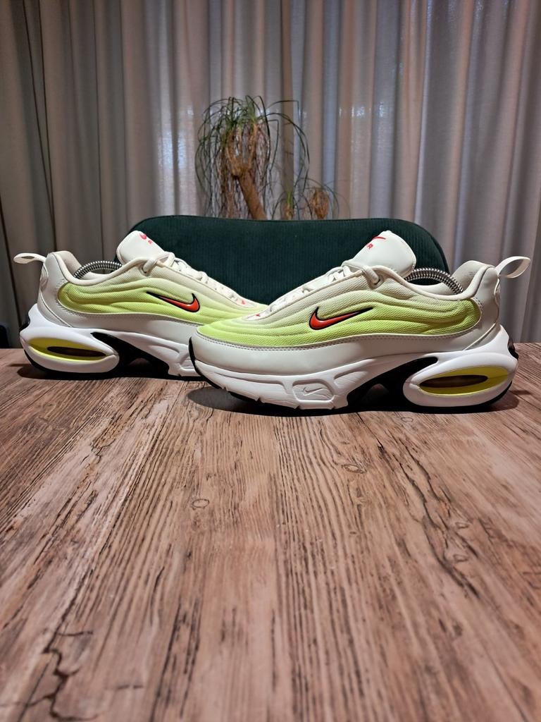 Nike Air Max Portal 'White Volt' Size 40,5, Kleding | Dames, Schoenen, Wit, Nike, Ophalen of Verzenden, Sneakers of Gympen
