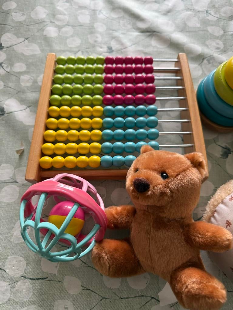 Baby/peuter speelgoed pakket - Telraam, ballen, knuffel, Ophalen of Verzenden, Gebruikt, Overige typen, Met geluid