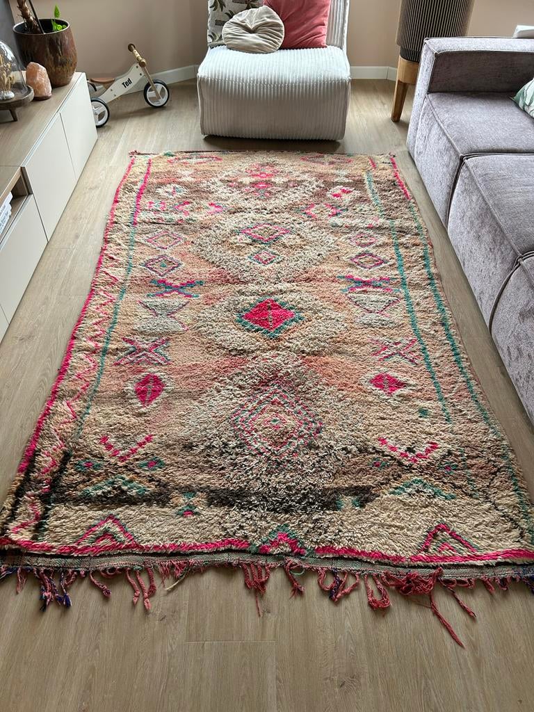Vintage Marokkaans Berber vloerkleed 155 x 255 cm, 150 tot 200 cm, 200 cm of meer, Ophalen of Verzenden, Zo goed als nieuw