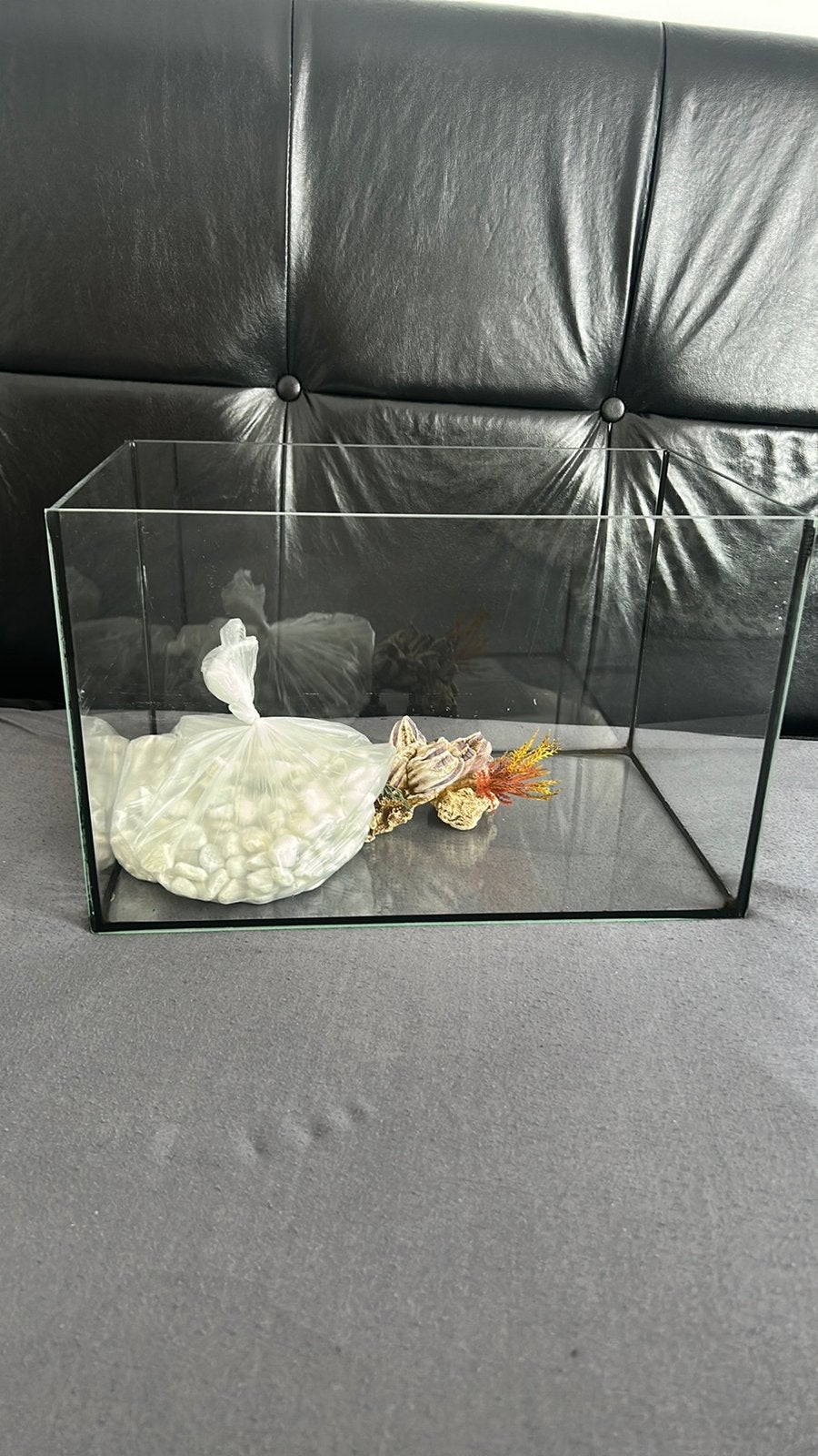 Aquarium met steentjes en beeldje, Dieren en Toebehoren, Vissen | Aquaria en Toebehoren, Ophalen of Verzenden, Zo goed als nieuw