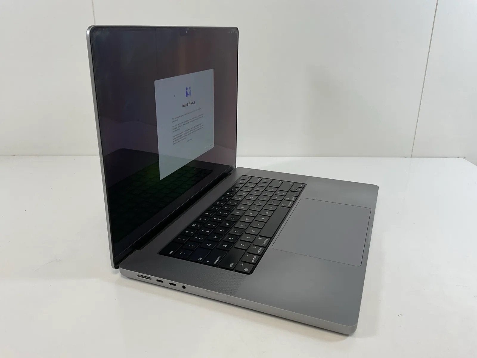 Apple MacBook Pro 16" M1 Pro, 16GB RAM, 512GB, MacBook Pro, Gebruikt, 512 GB, Ophalen of Verzenden