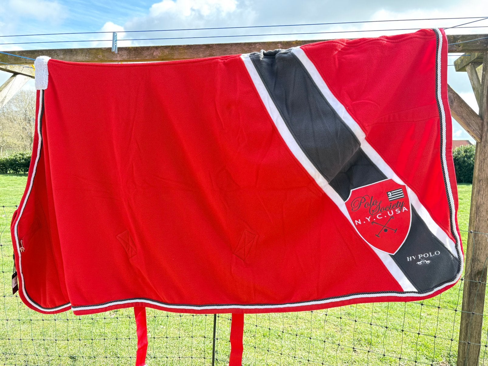 HV Polo rode luxe fleecedeken maat 145/195 (6’6)., Full (L), 0 g, Rood, Zweetdeken