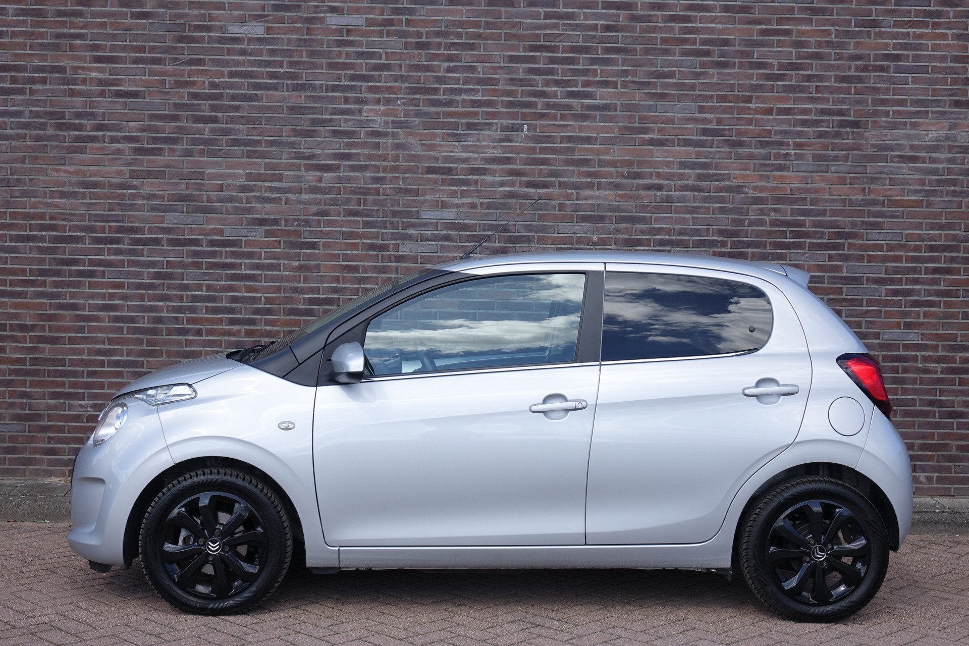 Citroën C1 1.0 e-VTi Feel, airco, 5 deurs, achteruitrijcame, Voorwielaandrijving, Gebruikt, Euro 6, 4 stoelen