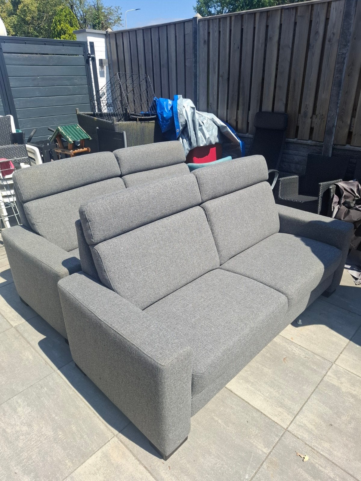 Twee comfortabele grijze bankstellen als nieuw, Ophalen, 75 tot 100 cm, Zo goed als nieuw, Minder dan 150 cm
