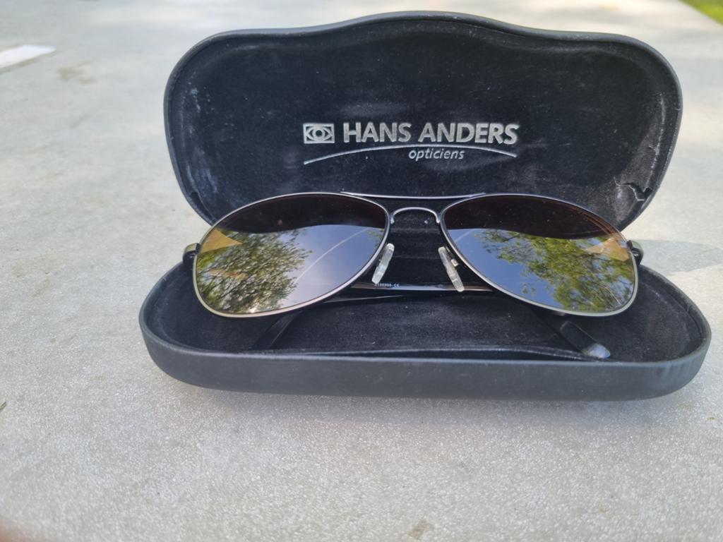 Hans Anders Zonnebril met etui, Ophalen of Verzenden