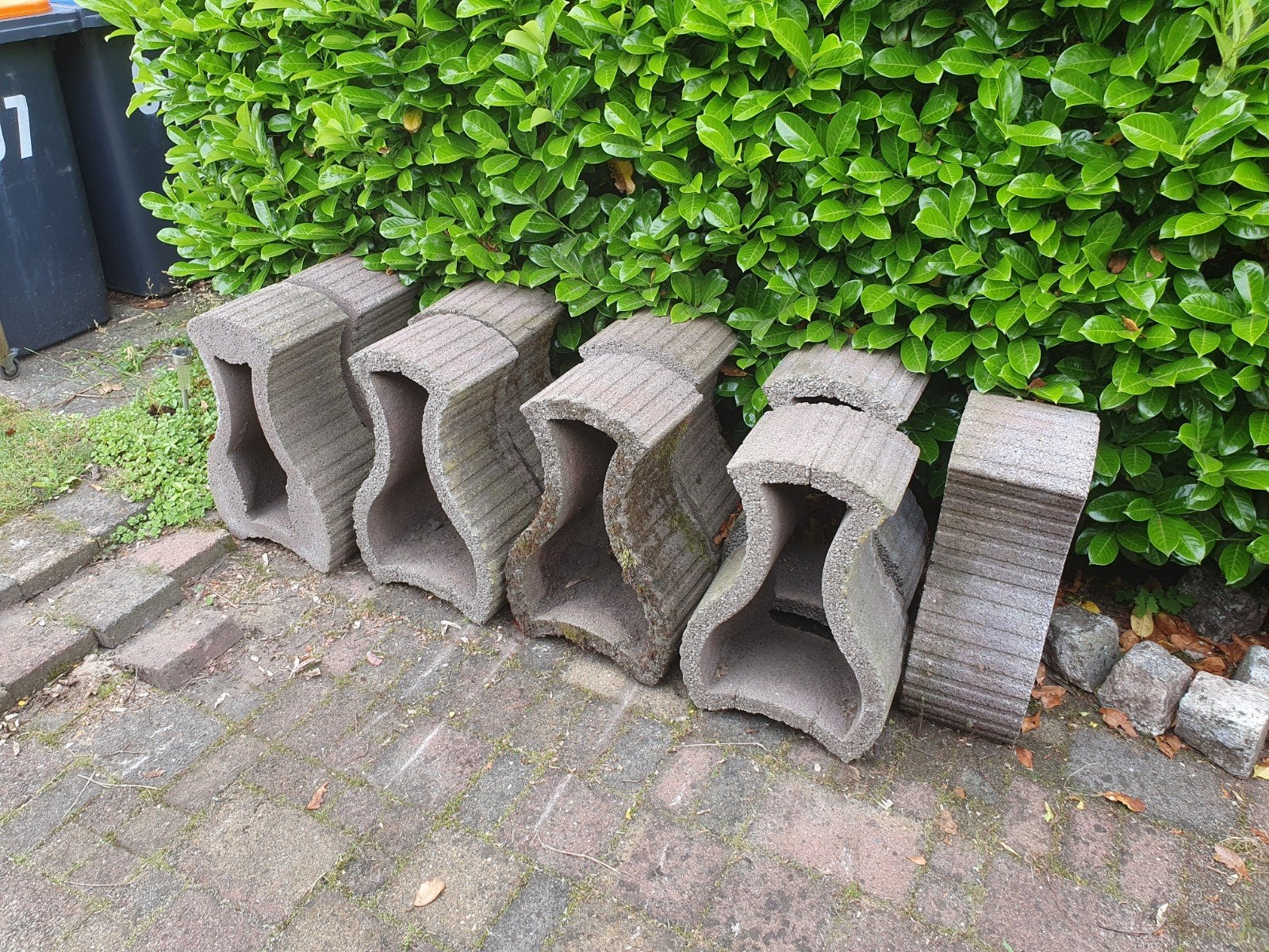 Betonnen borders/palissades voor tuin of oprit, Ophalen, Gebruikt, 25 tot 50 cm, Minder dan 25 cm